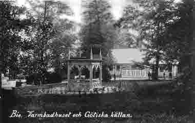 Bie badanstalt Varmbadhuset och Götiska källan från början av 1900 - talet.