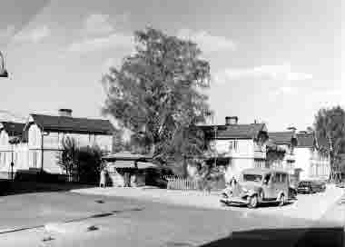 Hörnet Fredsgatan - Vasavägen. Fredrikssons arbetarbostäder byggda år 1902