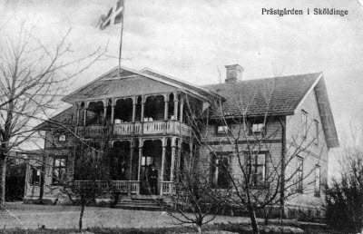 Vykort: prästgården i Sköldinge